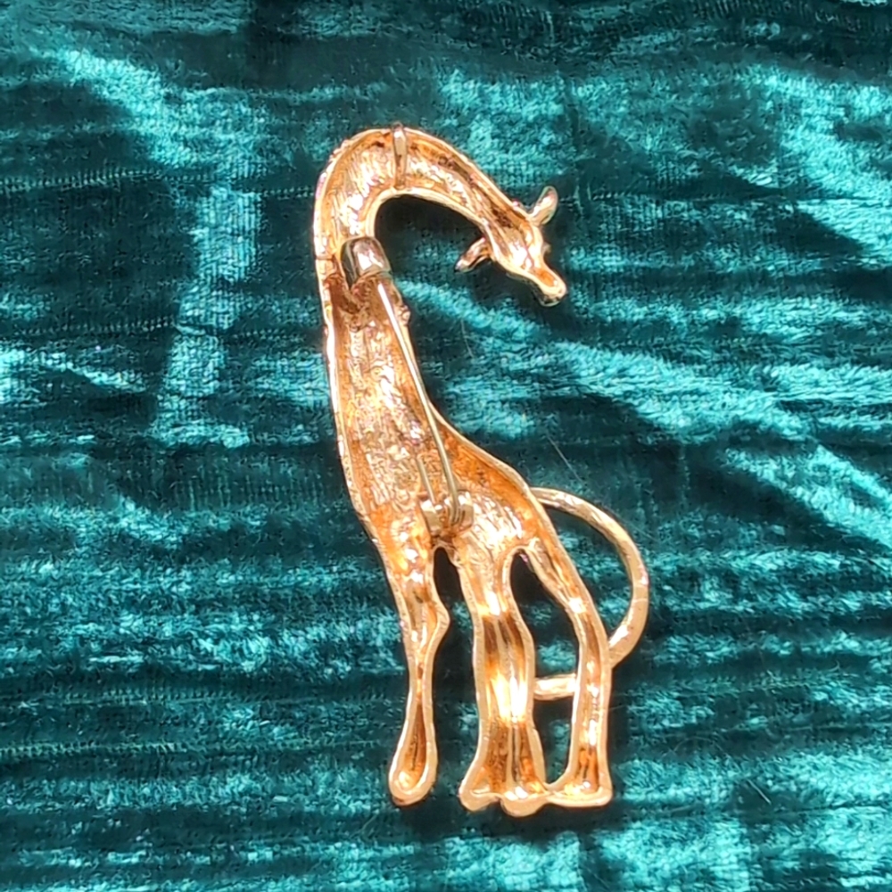 Giraffe Brooch/Pendant with Orange and Gold Accents - Picture 2 of 2